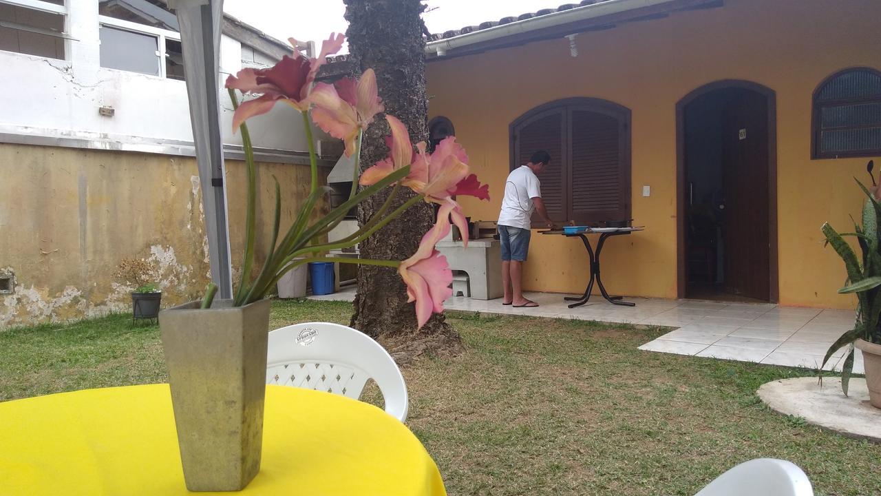 Hostel Balneario Copacabana 卡拉瓜塔图巴 外观 照片