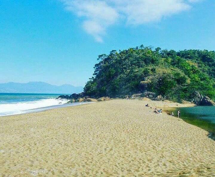 Hostel Balneario Copacabana 卡拉瓜塔图巴 外观 照片